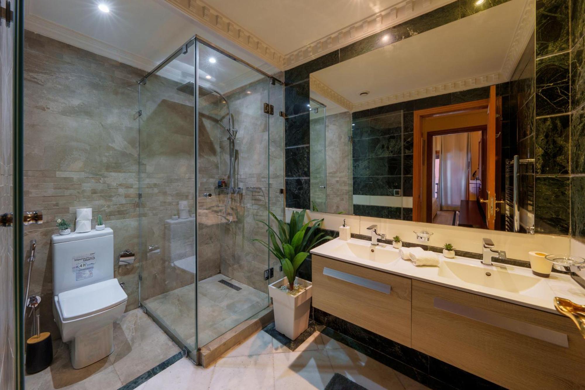 Appartement Haut Standing Gueliz Plaza Avec Vue Marrakesh Eksteriør bilde